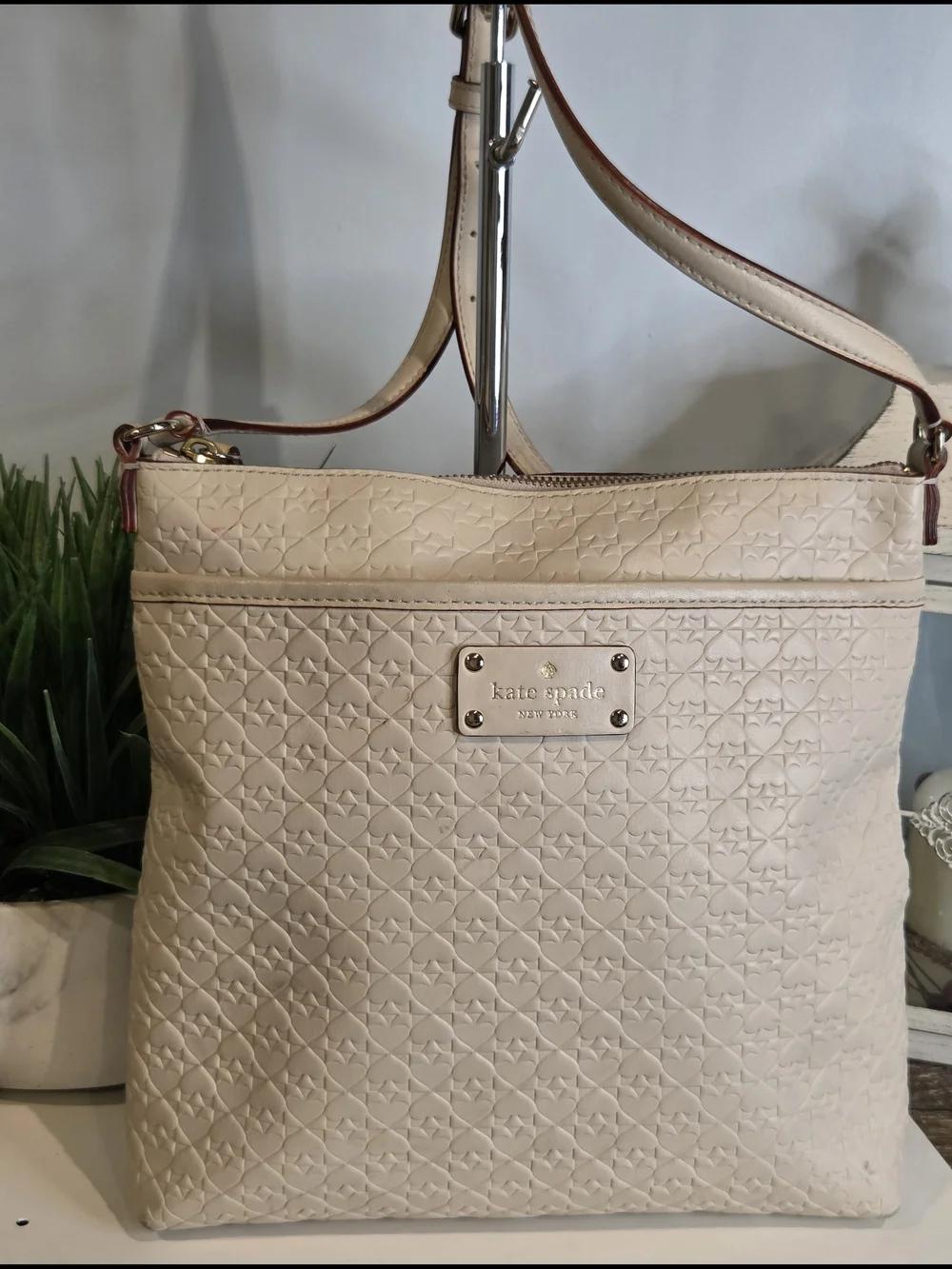 Kate Spade NY Penn Place Keisha Crossbody Bag.